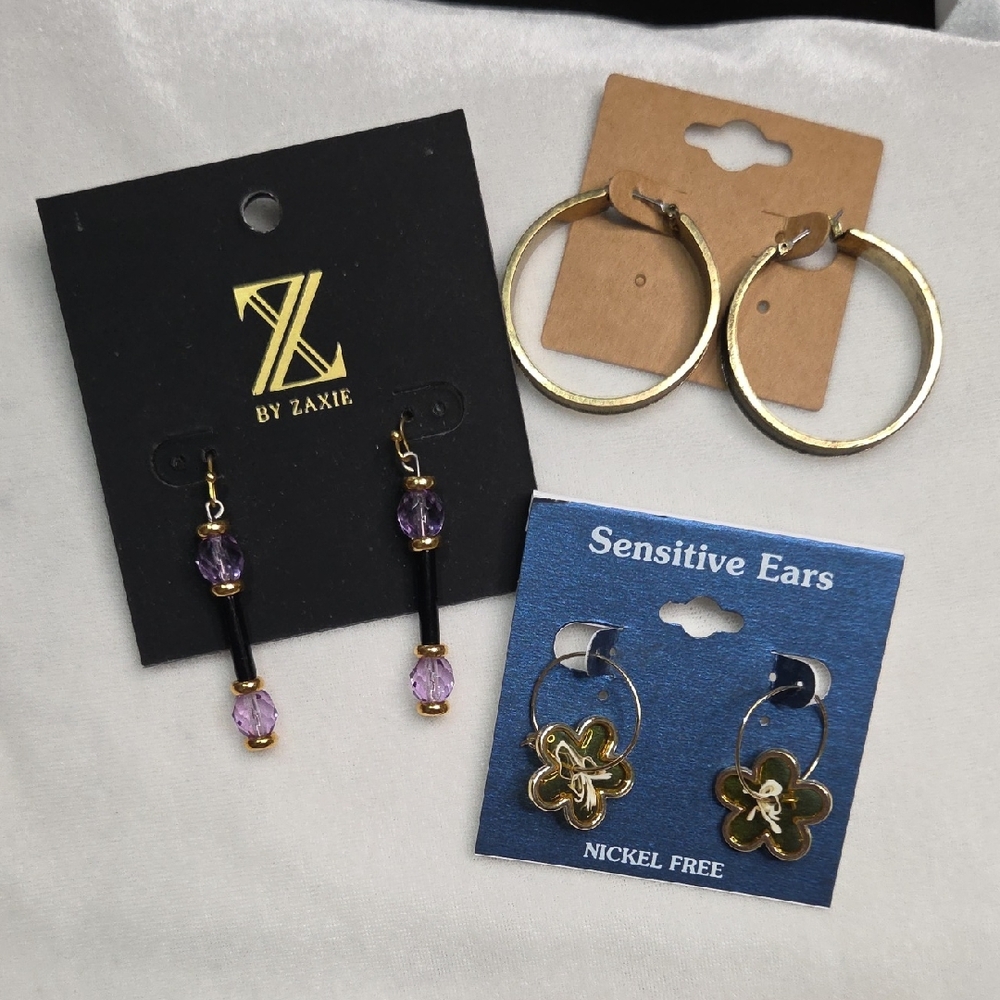 Lot of 3 Pairs Pierced Earrings Floral Beaded Hoops Dangle Earrings Gold New